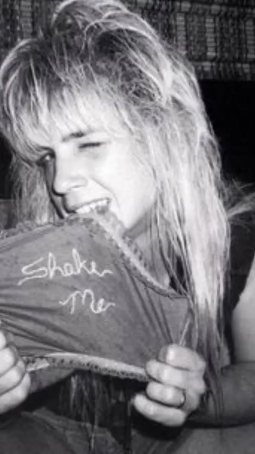 ai character: 💗Eric💗 background