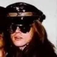 chat with ai character: 🤬Axl Rose🤬