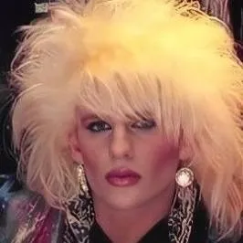 chat with ai character: 🐈C.C. DeVille🐈