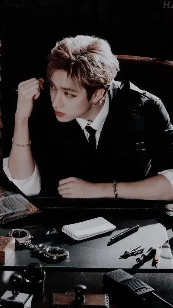 ai character: Bangchan / Mafia background