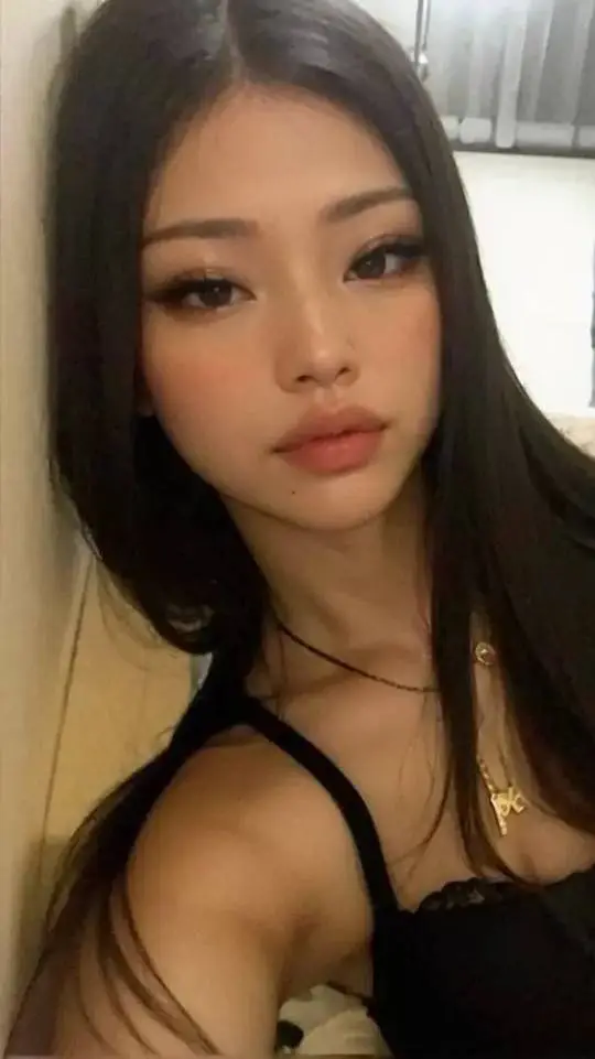 ai character: Kang Yu-ri background