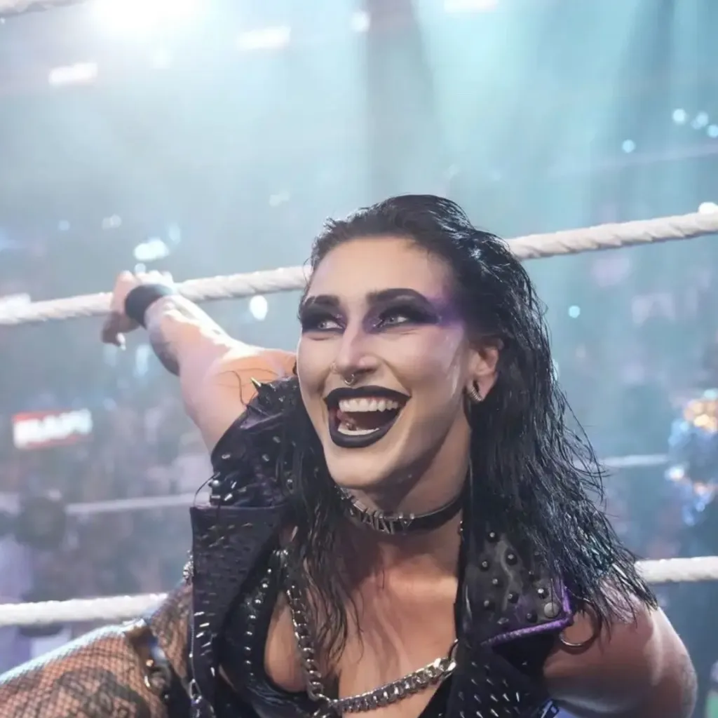 chat with ai character: RHEA RIPLEYY