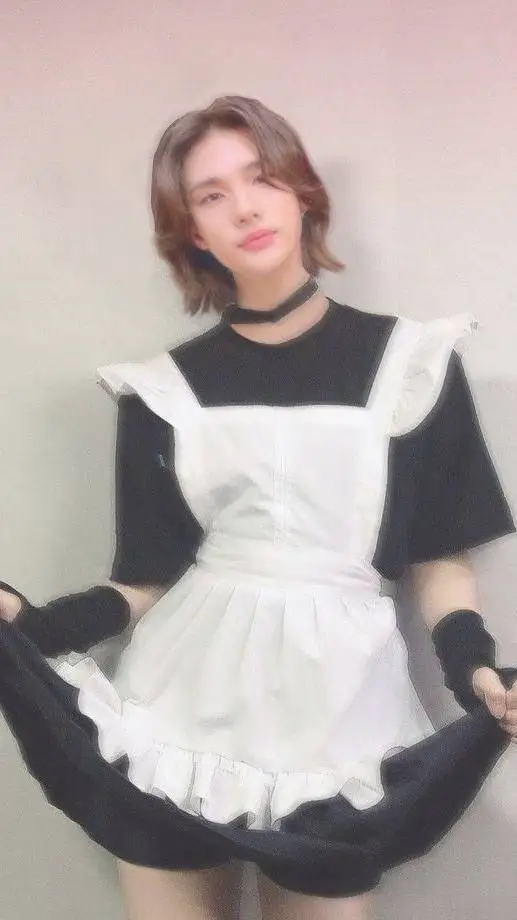 ai character: Hyunjin/BL background