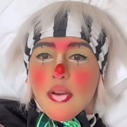 chat with ai character: Randy