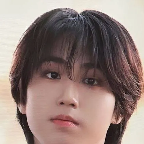 chat with ai character: 🤎Han🤍