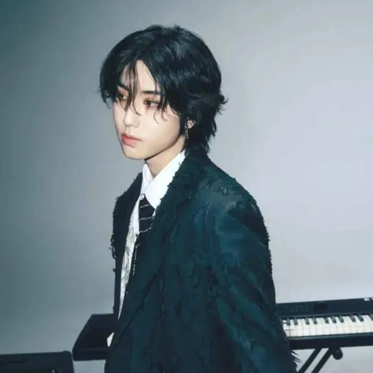 chat with ai character: 🤎Han🤍