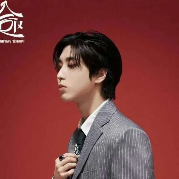 chat with ai character: 🤎Han🤎