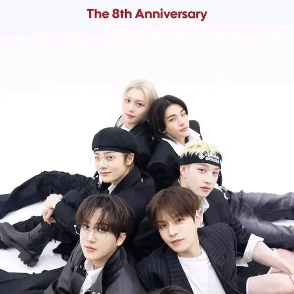 chat with ai character: 🤍 stray Kids ❤