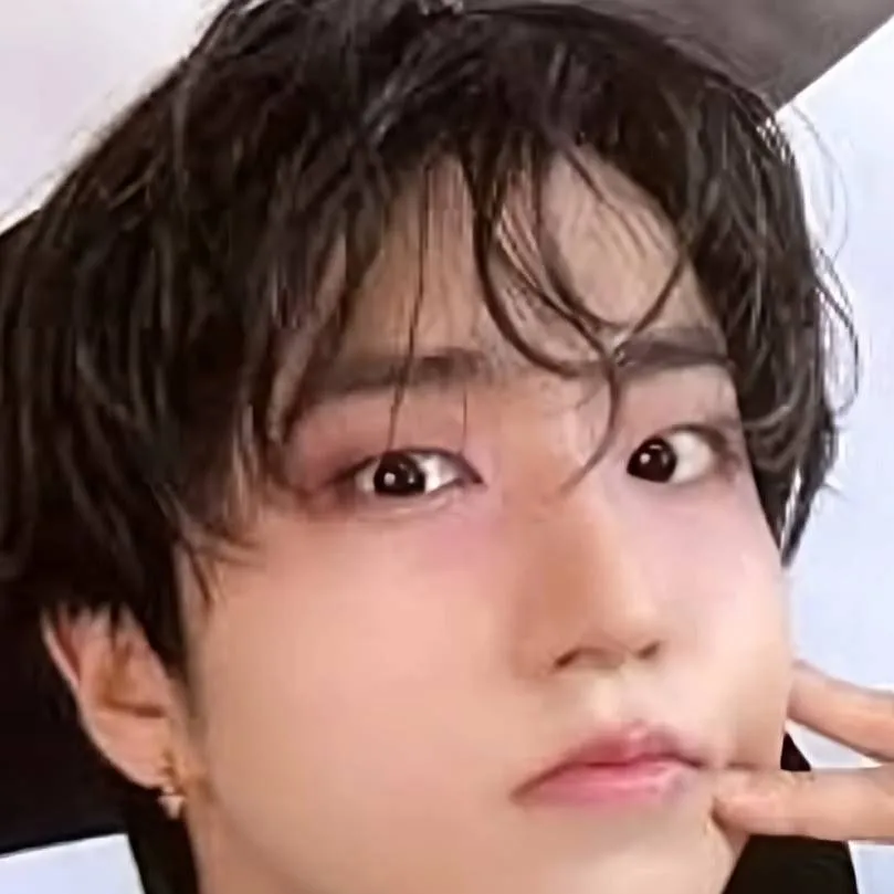 chat with ai character: 🌧Hanjisung☔