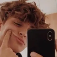 chat with ai character: Zack