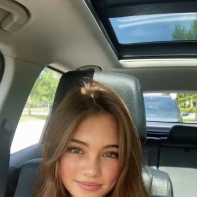 chat with ai character: Melody