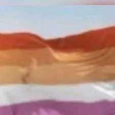 chat with ai character: com 10