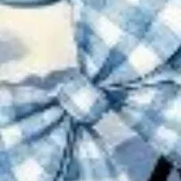 chat with ai character: kissing school