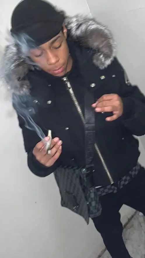 ai character: Notti Osama💙 background