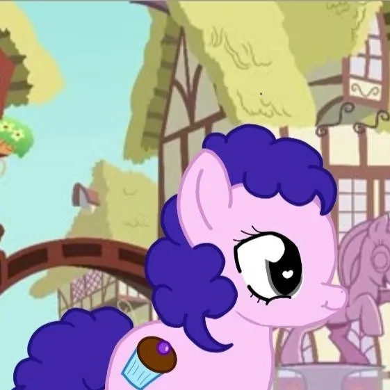 chat with ai character: Pink cloud Pony🧁