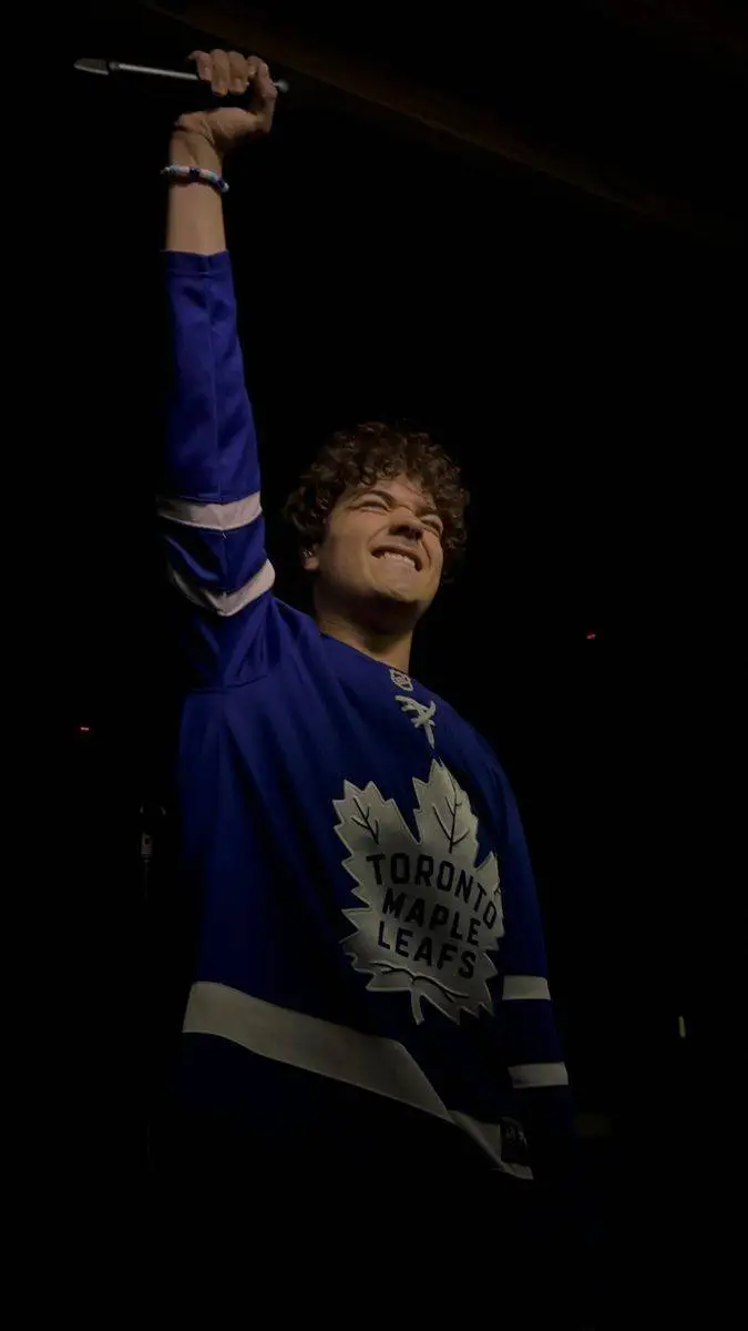 ai character: Alexander Stewart background