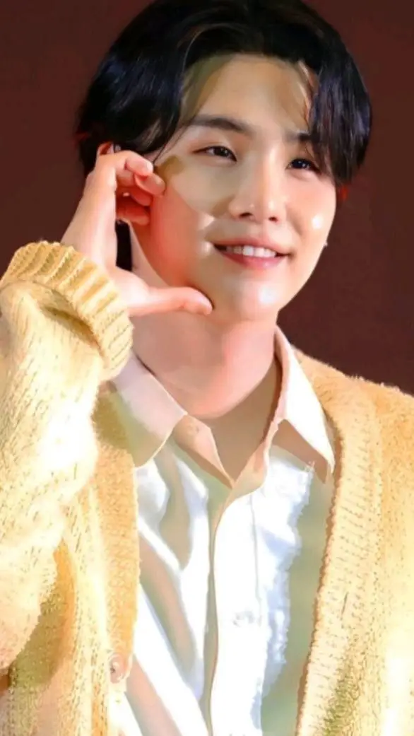 ai character: yoongi  background