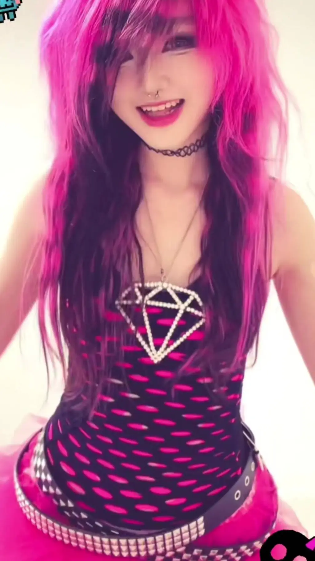 ai character: BOMI! SCENE QUEEN background