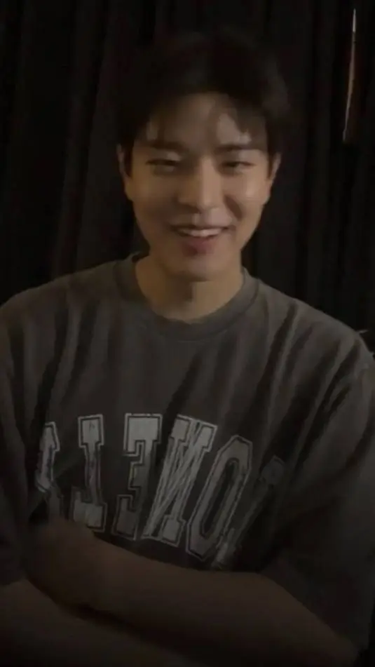ai character: Seungmin background