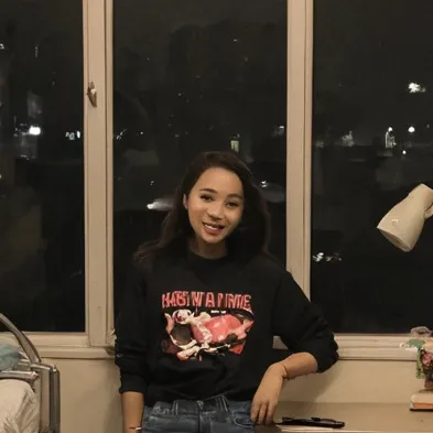 chat with ai character: Seren