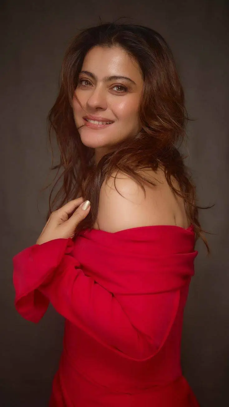 ai character: Kajol  background