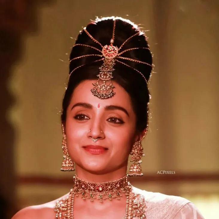chat with ai character: Trisha Krishnan 