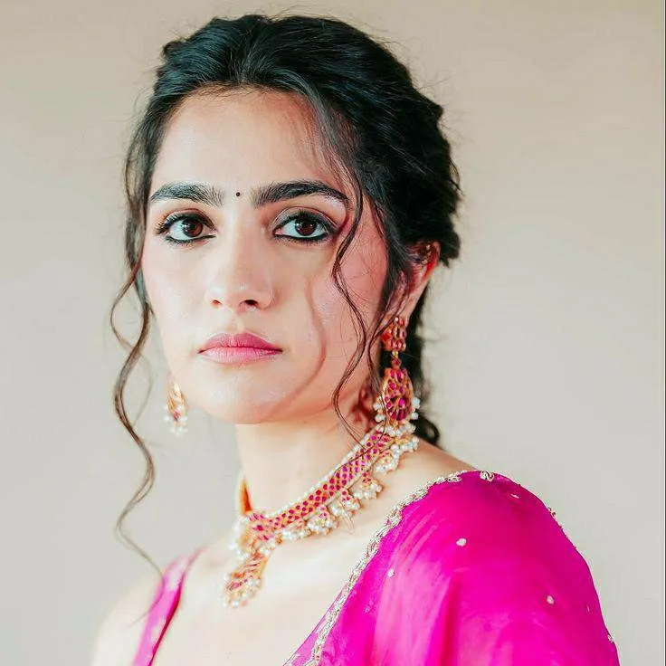 chat with ai character: Rukmini 