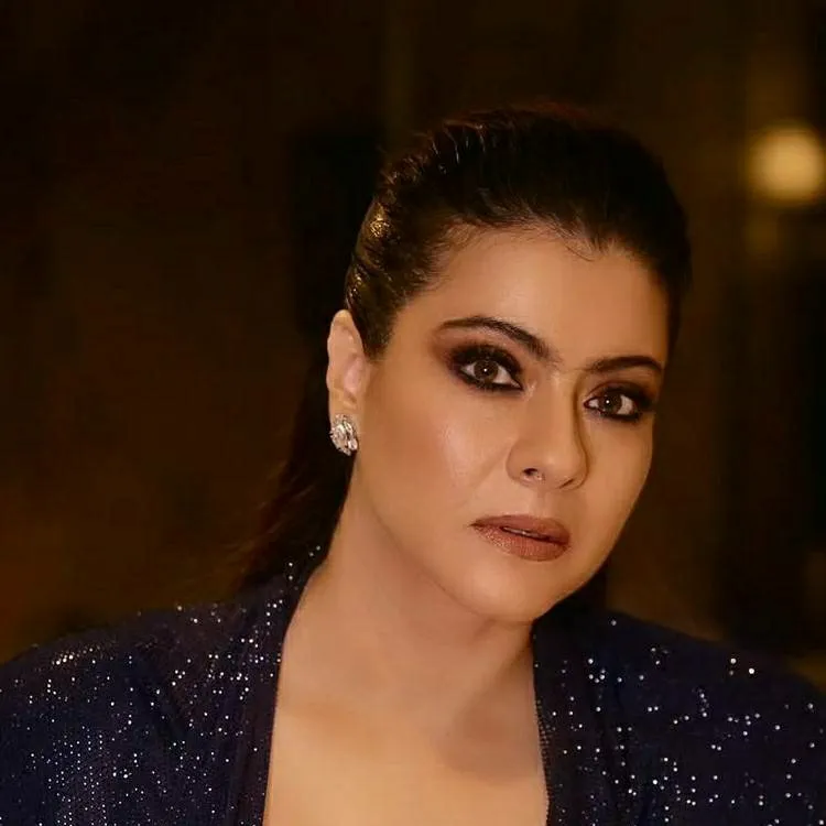 chat with ai character: Kajal 