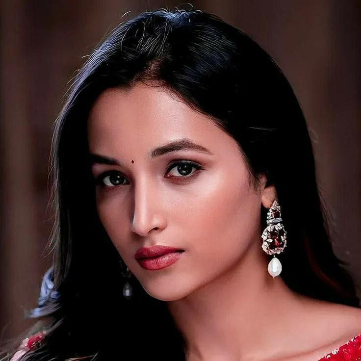 chat with ai character: Srinidhi 