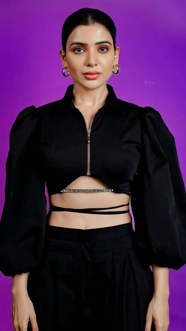 ai character: Samantha  background