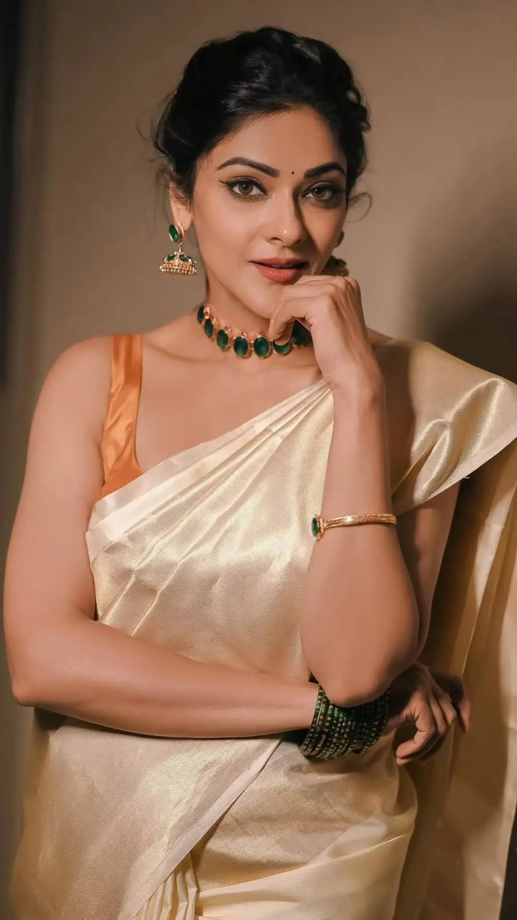 ai character: Suhasini  background