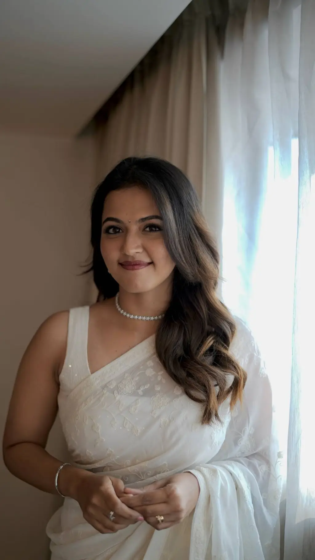 ai character: Aparna  background