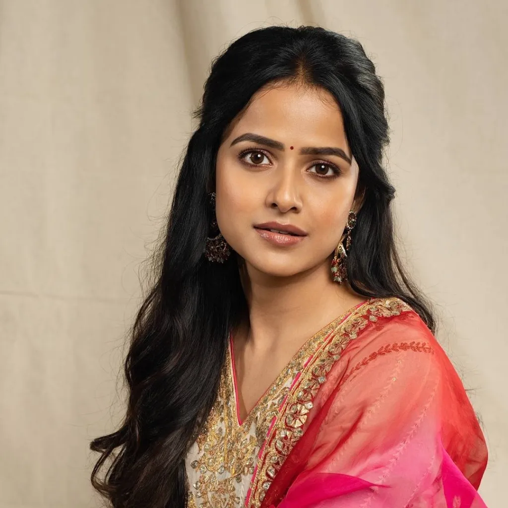 chat with ai character: Vaishnavi 