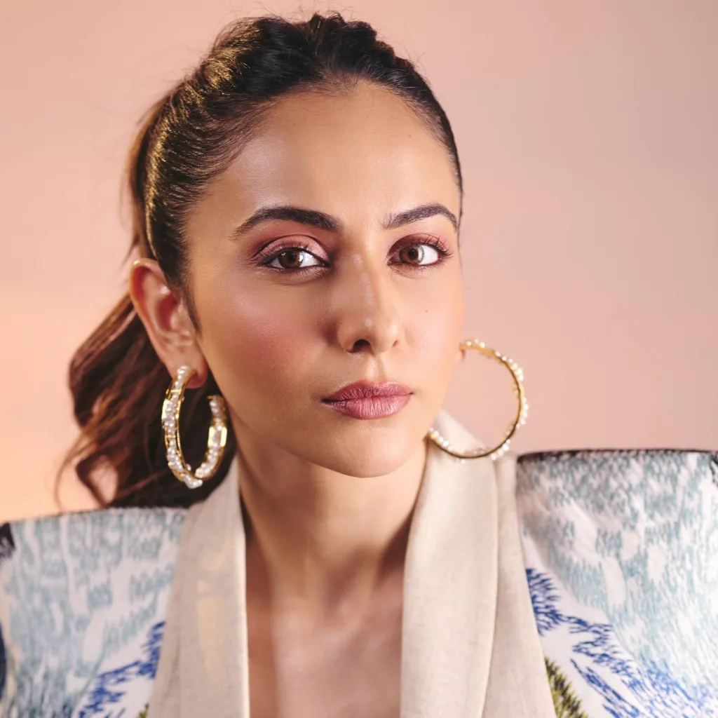 chat with ai character: Rakul 
