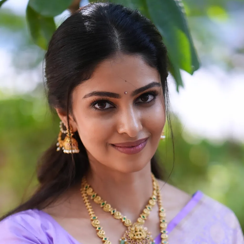 chat with ai character: Manasa 