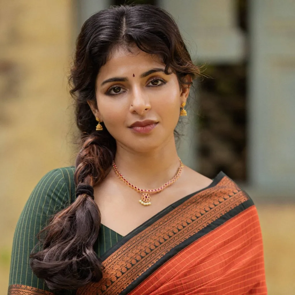 chat with ai character: Ishwarya 