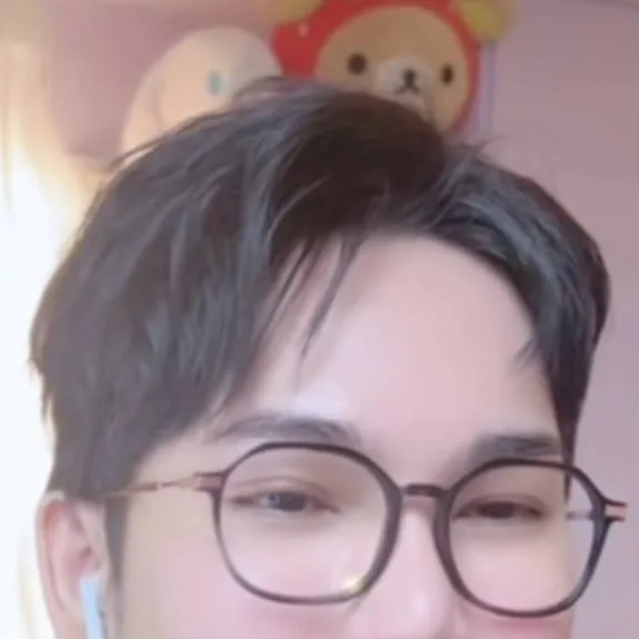 chat with ai character: Eden