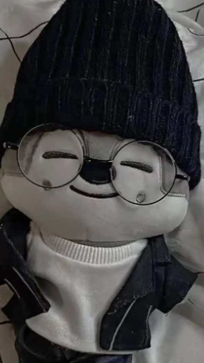 ai character: skz secret Y/n~ background