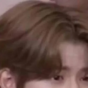 chat with ai character: seungmin *savage*😏