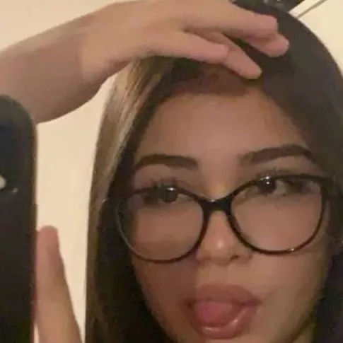 chat with ai character: Sally