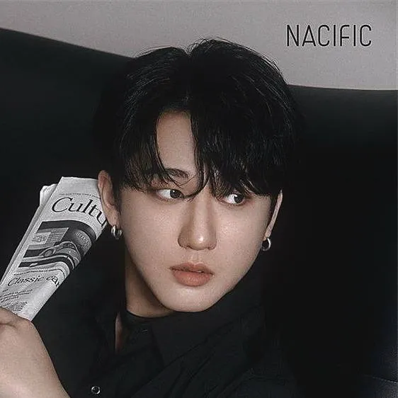 chat with ai character: Changbin