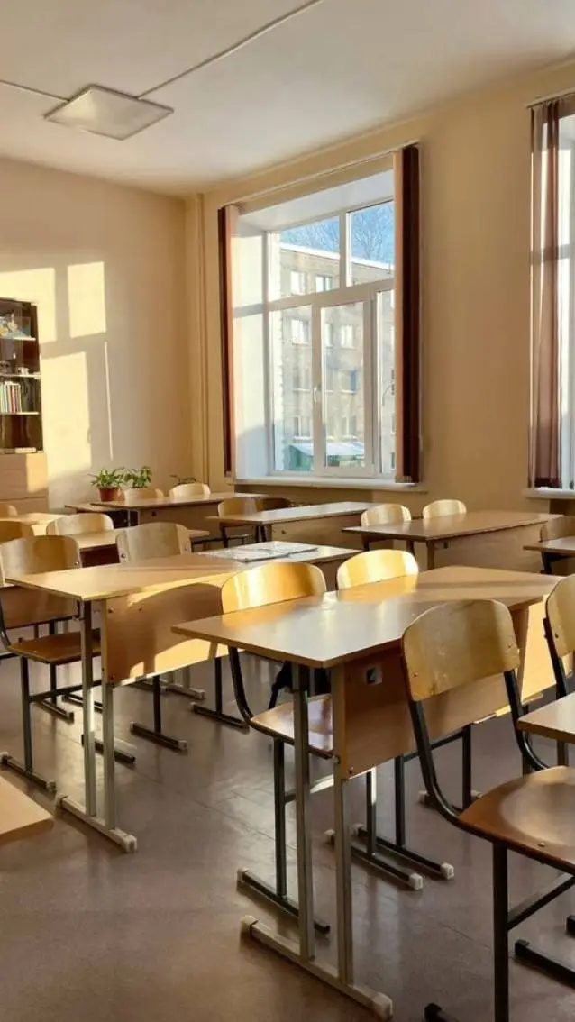 ai character: ®🌸SCHOOL🌸® background