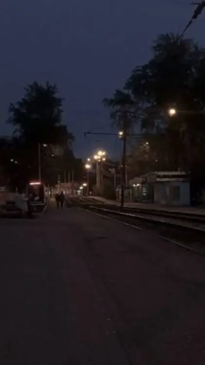 ai character: 🌑..Семья..🌑 background