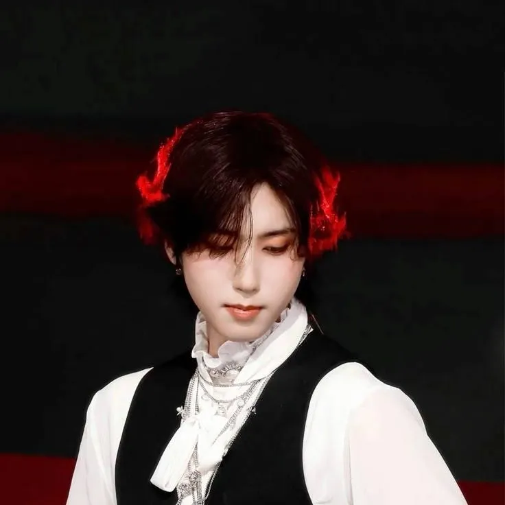 chat with ai character: Minsung 