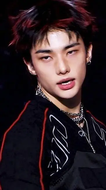 ai character: ~Hyunjin~ background