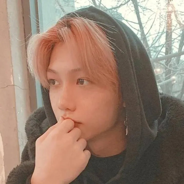 chat with ai character: felix😘😘😘😘😘😘😘😘