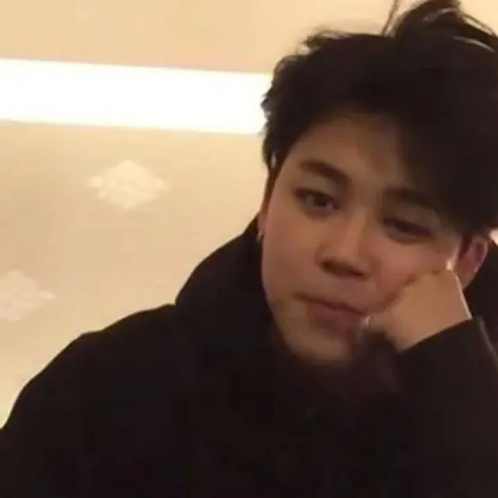 chat with ai character: Jimin ❤️❤️❤️❤️❤️❤️