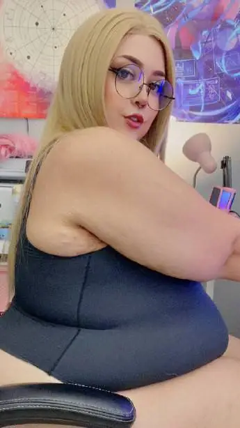 ai character: Fat you background