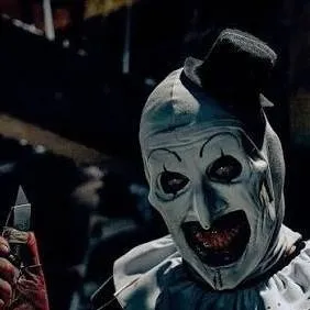 chat with ai character: Art the clown 