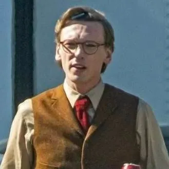 chat with ai character: ✩★Mr whatsit★✩